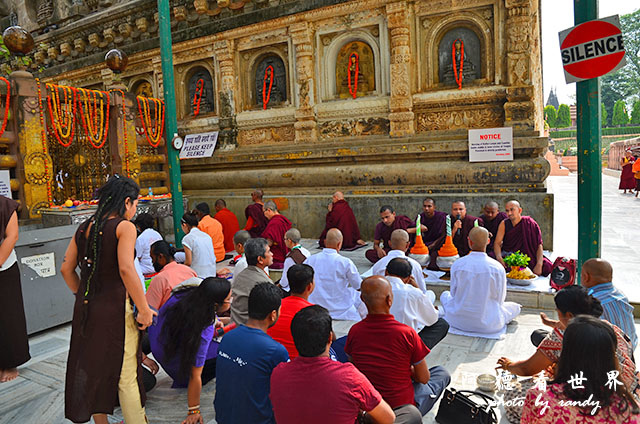 bodhgaya2D7000 038.JPG