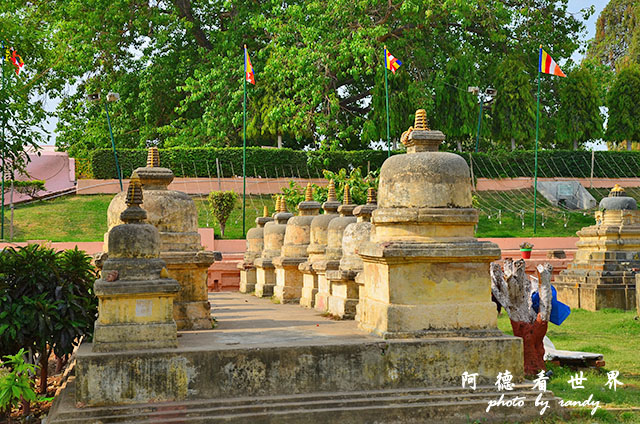 bodhgaya2D7000 053.JPG