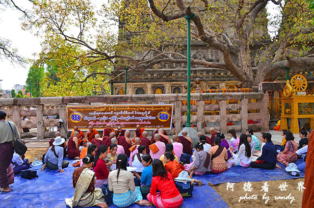 bodhgaya2D7000 062.JPG