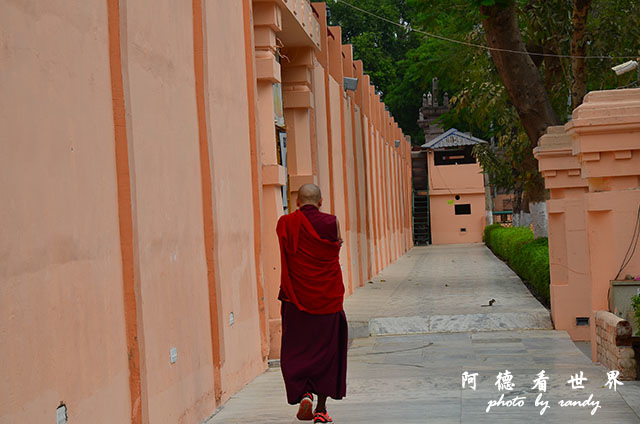 bodhgaya2D7000 092.JPG