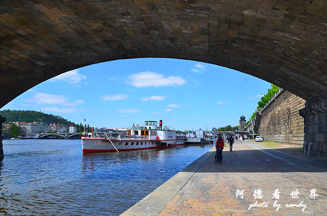 【捷克•布拉格】布拉格第四天（下）新城區漫遊　查理廣場、瓦茨