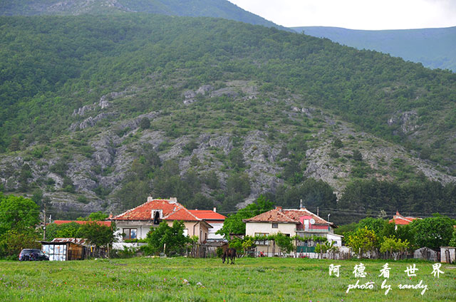 【保加利亞•Kazanlak】寂靜角落湖畔餐廳Тихият 