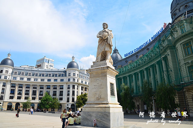 【羅馬尼亞•Bucharest】大學廣場走到革命廣場　散步在