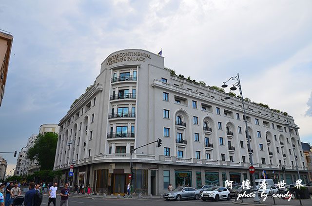 【羅馬尼亞•Bucharest】大學廣場走到革命廣場　散步在