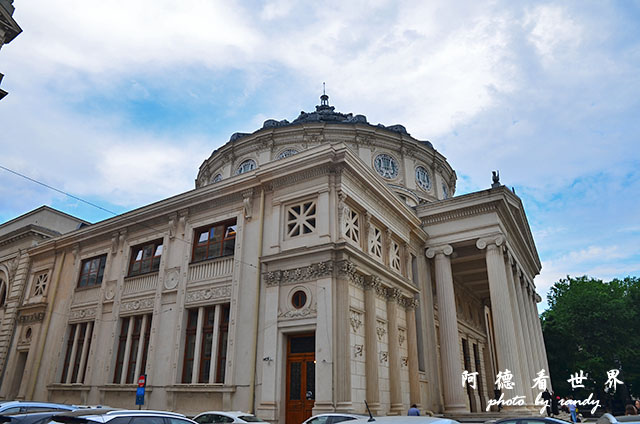【羅馬尼亞•Bucharest】大學廣場走到革命廣場　散步在