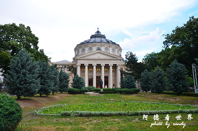 【羅馬尼亞•Bucharest】大學廣場走到革命廣場　散步在