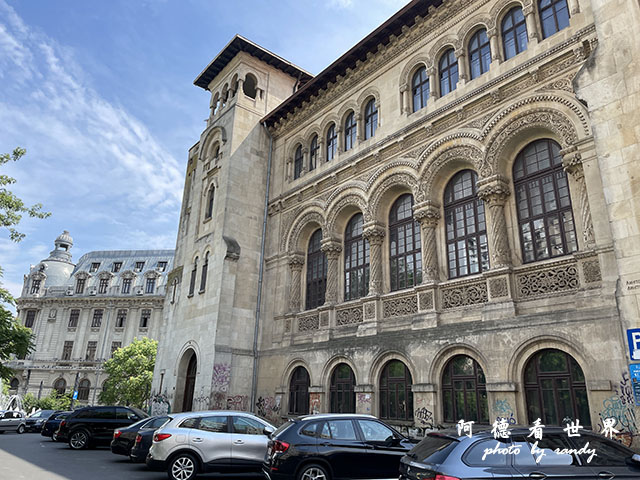 【羅馬尼亞•Bucharest】大學廣場走到革命廣場　散步在
