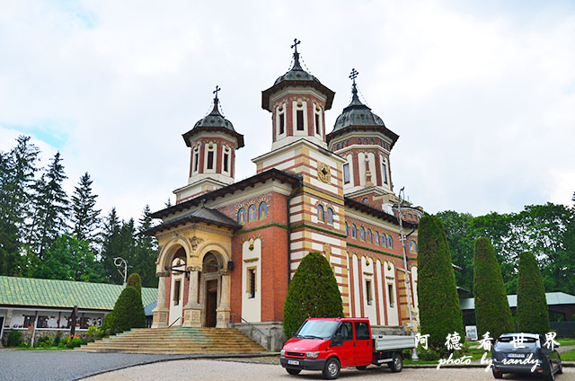 【羅馬尼亞•Sinaia】錫納亞　喀爾巴阡山脈的明珠　王室度