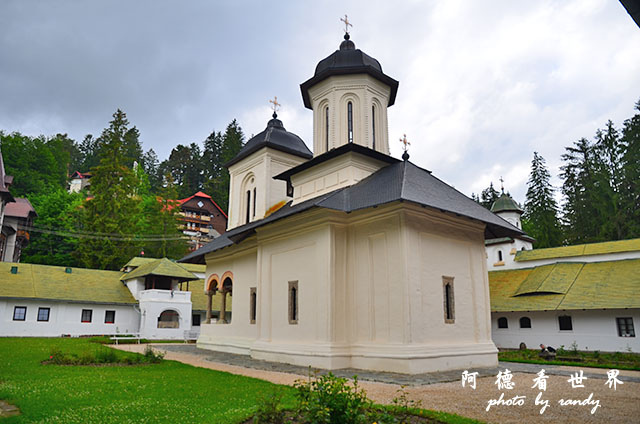 【羅馬尼亞•Sinaia】錫納亞　喀爾巴阡山脈的明珠　王室度
