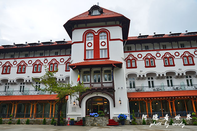 【羅馬尼亞•Sinaia】錫納亞　喀爾巴阡山脈的明珠　王室度