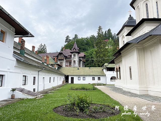 【羅馬尼亞•Sinaia】錫納亞　喀爾巴阡山脈的明珠　王室度