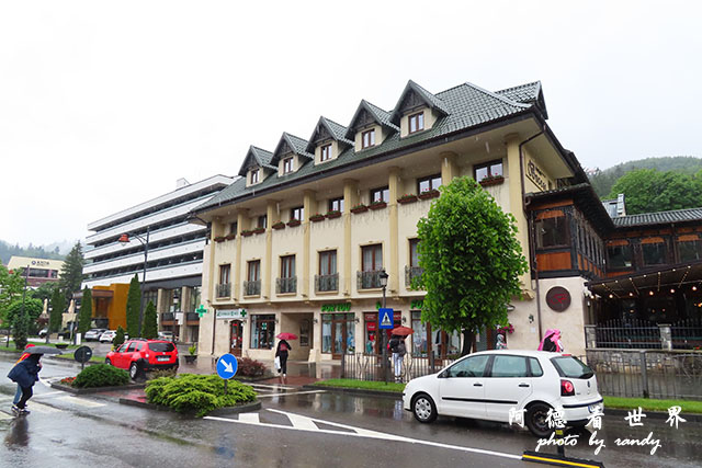 【羅馬尼亞•Sinaia】錫納亞　喀爾巴阡山脈的明珠　王室度