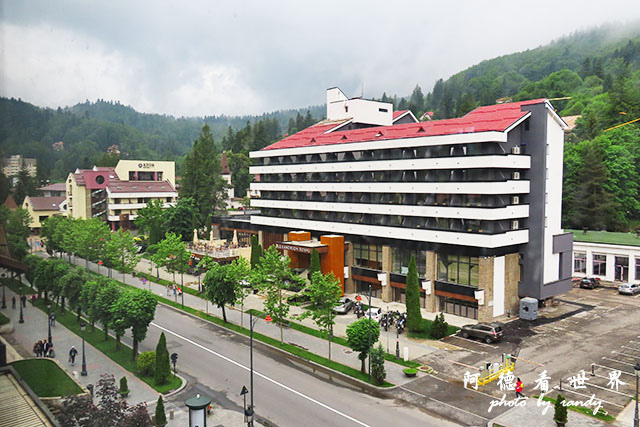 【羅馬尼亞•Sinaia】錫納亞　喀爾巴阡山脈的明珠　王室度