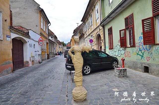 【【羅馬尼亞•Brasov】布拉索夫舊城外環散步 從坦帕山欣 【【羅馬尼亞•Brasov】布拉索夫舊城外環散步 從坦帕山欣