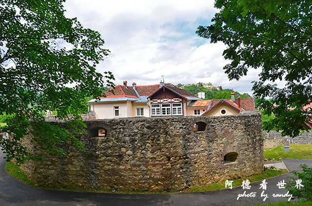 【【羅馬尼亞•Brasov】布拉索夫舊城外環散步 從坦帕山欣 【【羅馬尼亞•Brasov】布拉索夫舊城外環散步 從坦帕山欣