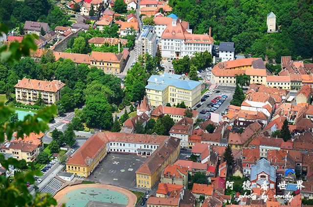 【【羅馬尼亞•Brasov】布拉索夫舊城外環散步 從坦帕山欣 【【羅馬尼亞•Brasov】布拉索夫舊城外環散步 從坦帕山欣