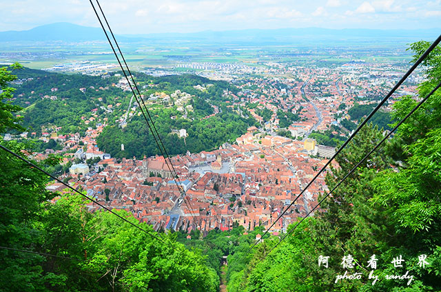 【【羅馬尼亞•Brasov】布拉索夫舊城外環散步 從坦帕山欣 【【羅馬尼亞•Brasov】布拉索夫舊城外環散步 從坦帕山欣