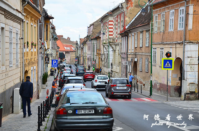 【【羅馬尼亞•Brasov】布拉索夫舊城外環散步 從坦帕山欣 【【羅馬尼亞•Brasov】布拉索夫舊城外環散步 從坦帕山欣
