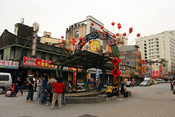 礁溪車站前一景