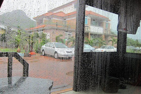 雨下不停! 雨下不停!