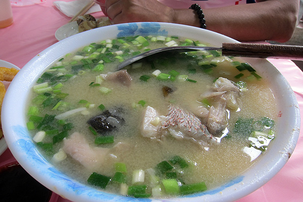 鸚鵡魚頭味憎湯