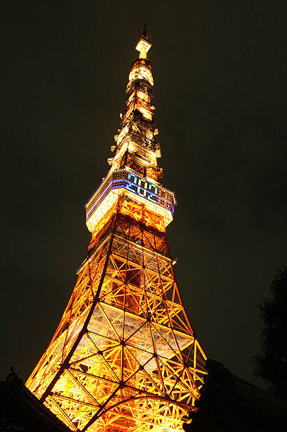 入夜的東京鐵塔