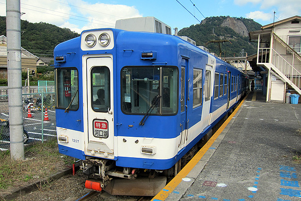 河口湖特急電車