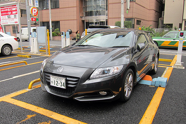 靚車(油電車)