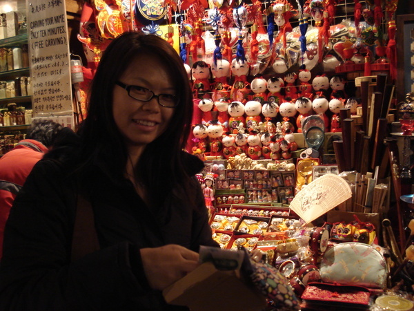 Night market selling souvenirs