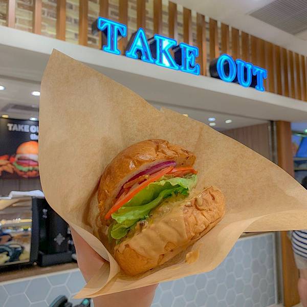 【林口美食】Take Out Burger美式餐廳|林口三井outlet 美味手工漢堡!