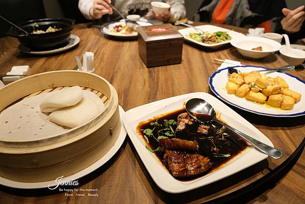 公館美食 腹響圓上海食府｜ 重現上海東坡肉之經典 商業簡餐訂