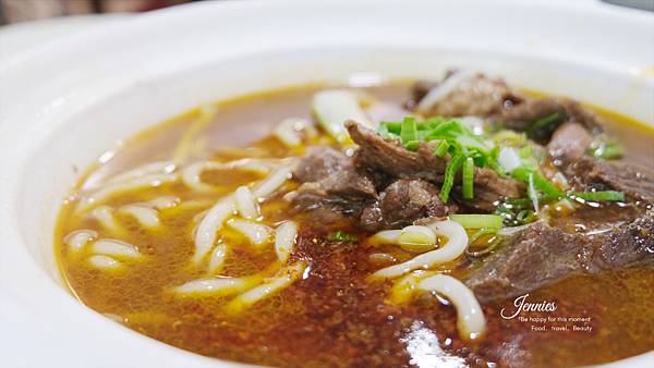 國父紀念館必吃的米其林餐廳｜大安 清真中國牛肉麵食館 清燉比