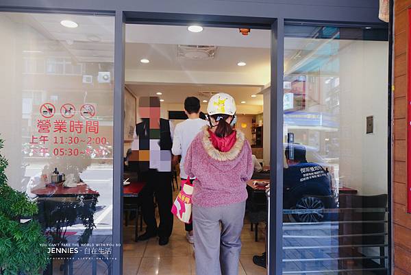 我心目中滿分100的水餃店｜景美 張家山東餃子館 紮實渾厚白