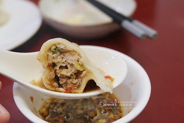 我心目中滿分100的水餃店｜景美 張家山東餃子館 紮實渾厚白