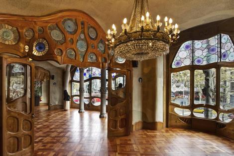 casa-batllo-building-internal-in-barcelona-city.jpg