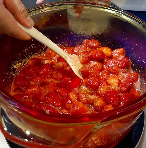 好茶 內科飲料外送 草莓紅茶 (12)