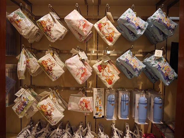 伊克斯皮兒莉IKSPIARI  DISNEY STORE  Tokyo DisneyLand東京迪士尼度假區35週年慶Happiest Celebration (50).JPG