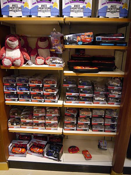 伊克斯皮兒莉IKSPIARI  DISNEY STORE  Tokyo DisneyLand東京迪士尼度假區35週年慶Happiest Celebration (66).JPG