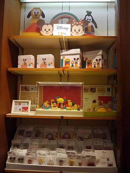 伊克斯皮兒莉IKSPIARI  DISNEY STORE  Tokyo DisneyLand東京迪士尼度假區35週年慶Happiest Celebration (69).JPG