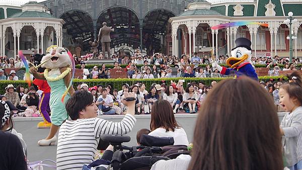 伊克斯皮兒莉IKSPIARI  DISNEY STORE  Tokyo DisneyLand東京迪士尼度假區35週年慶Happiest Celebration (123).JPG