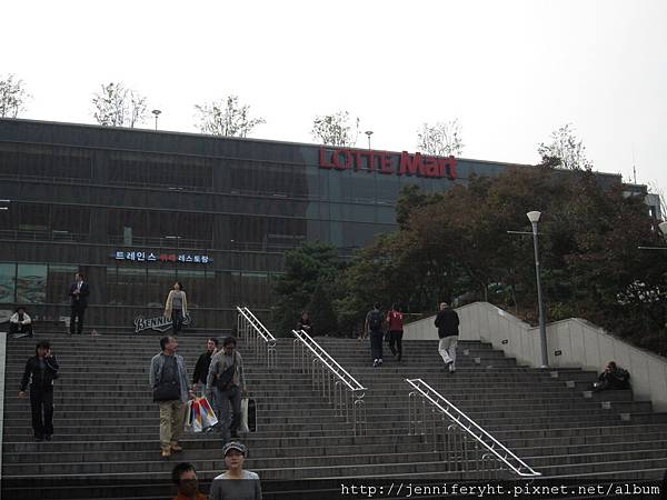 首爾站的樂天超市 首爾站的樂天超市