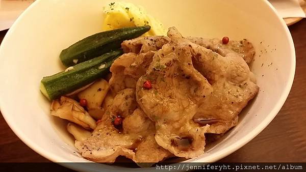 義式鄉村嫩煎豬五花飯 義式鄉村嫩煎豬五花飯