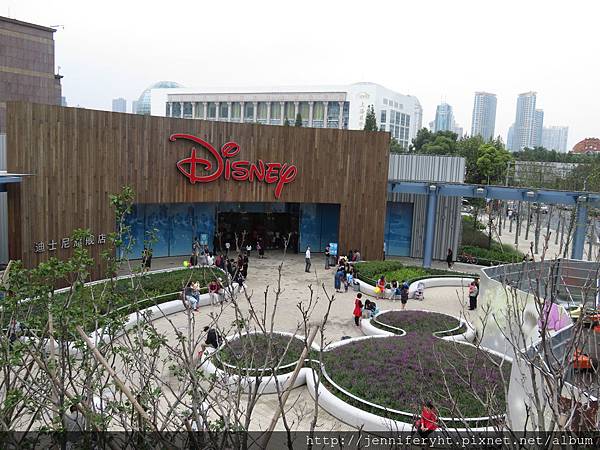 DISNEY上海旗艦店 DISNEY上海旗艦店