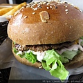 起司牛肉漢堡 好吃!!