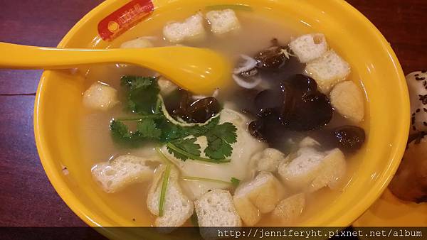 小楊生煎-油豆腐百頁包粉絲湯 小楊生煎-油豆腐百頁包粉絲湯