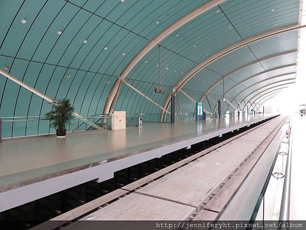 磁浮列車月台 磁浮列車月台