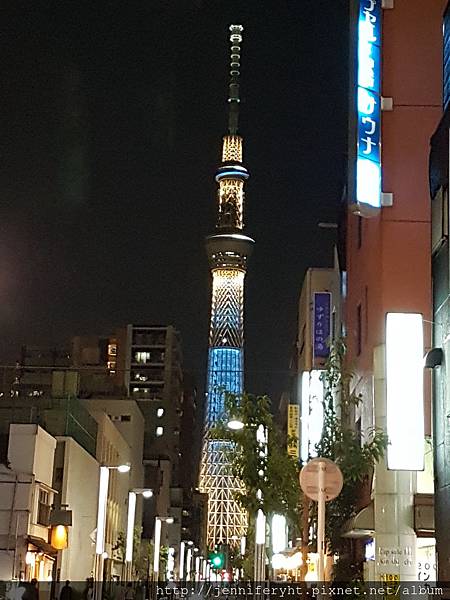 路過東武又拍一次晴空塔