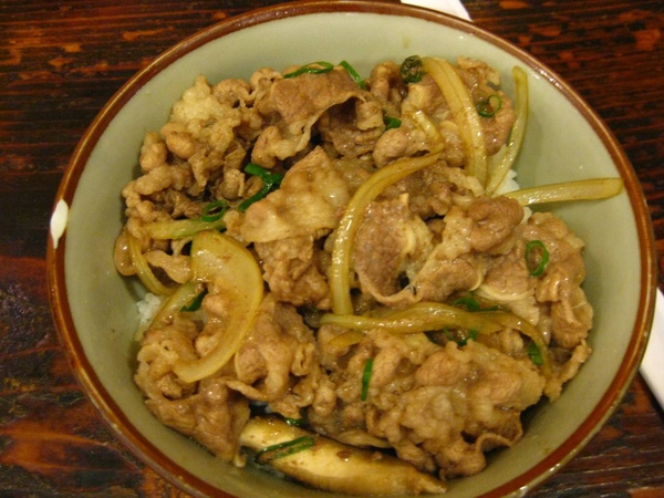 肥前屋-牛肉飯 肥前屋-牛肉飯