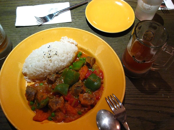 金色三麥-現釀啤酒燉牛肉飯 金色三麥-現釀啤酒燉牛肉飯