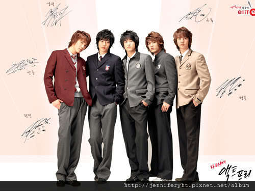 2005 SS501制服照